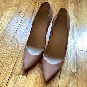 authentic nude christian louboutin nude heels 40.5